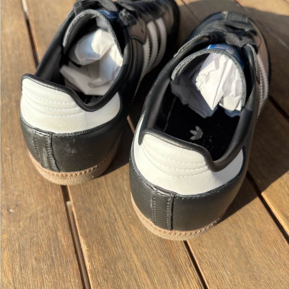 Adidas Black and White Classic Sneakers - Picture 3 of 6
